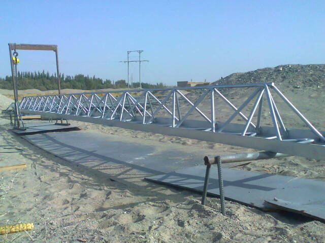 凌海专业承揽大中小型喷涂翻新施工业务！